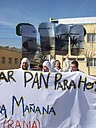 La Red Noviolenta y Antimilitarista de Andaluca (RANA) bloquea la puerta de la Fabrica de Airbus Military en un acto de Protesta por la Fabricacin del Avin Militar A400M