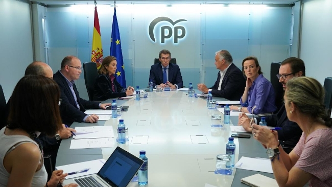 Mocin del PP pide ms gasto militar, ms integracin en la OTAN, ms armas para Ucrania y que se reconozca «el papel de EEUU en la defensa de la seguridad y la libertad de Europa»